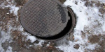 Несовершеннолетний житель Краматорска украл канализационный люк