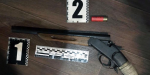 Полиция изъяла оружие и наркотики у жителей Покровска