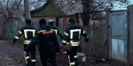 В Славянске спасатели помогли эвакуировать пациента скорой