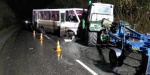 Под Луганском пассажирский автобус въехал в трактор, более десяти пострадавших