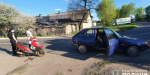 В Доброполье водитель скутера попал под машину