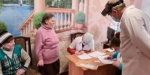 На Луганщине вакцинируют людей пожилого возраста