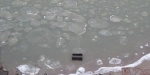 В Мариуполе море начало покрываться льдом