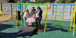 В Бахмуте открылась первая инклюзивная детская площадка